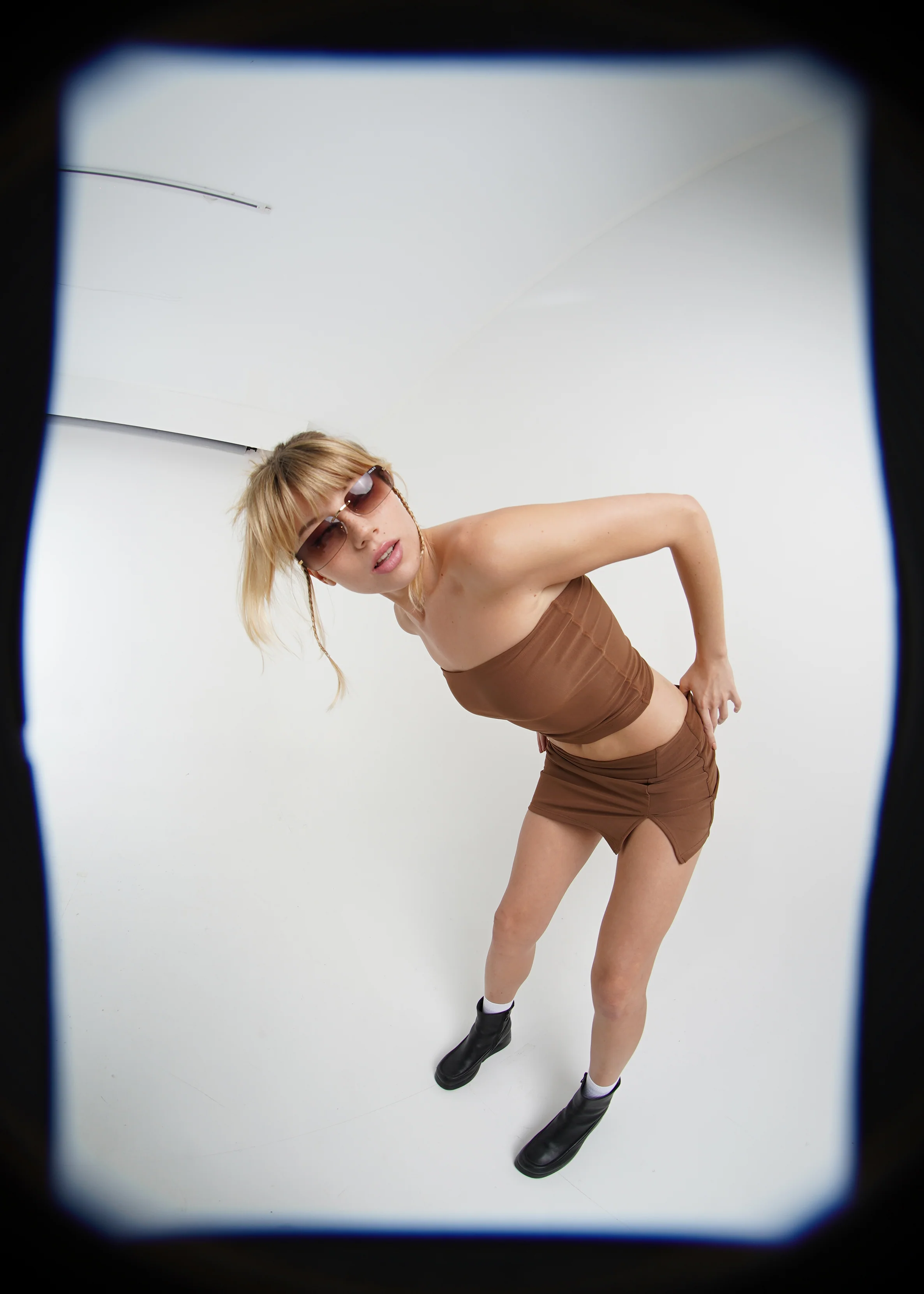 MESH SKORT - CHOCOLATE - Image 4
